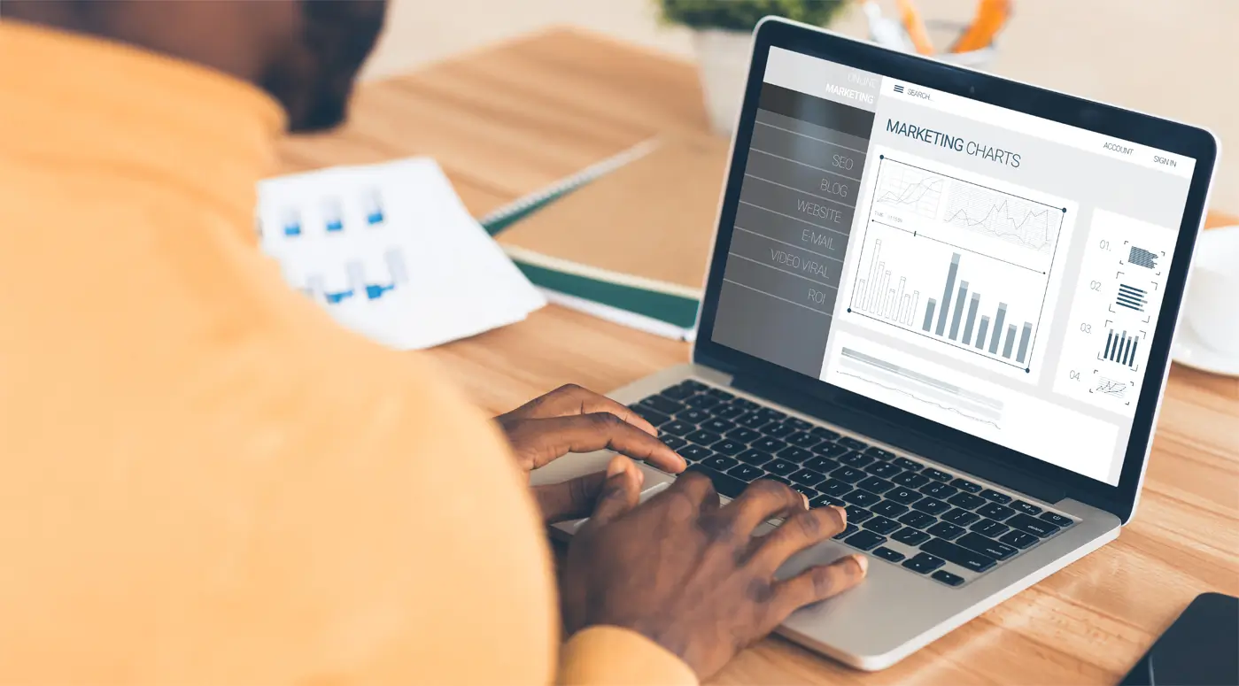 businessman-at-laptop-working-with-internet-market