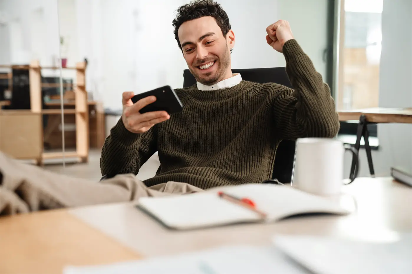 businessman-using-cell-phone